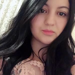 Meet your Posher, Juanita